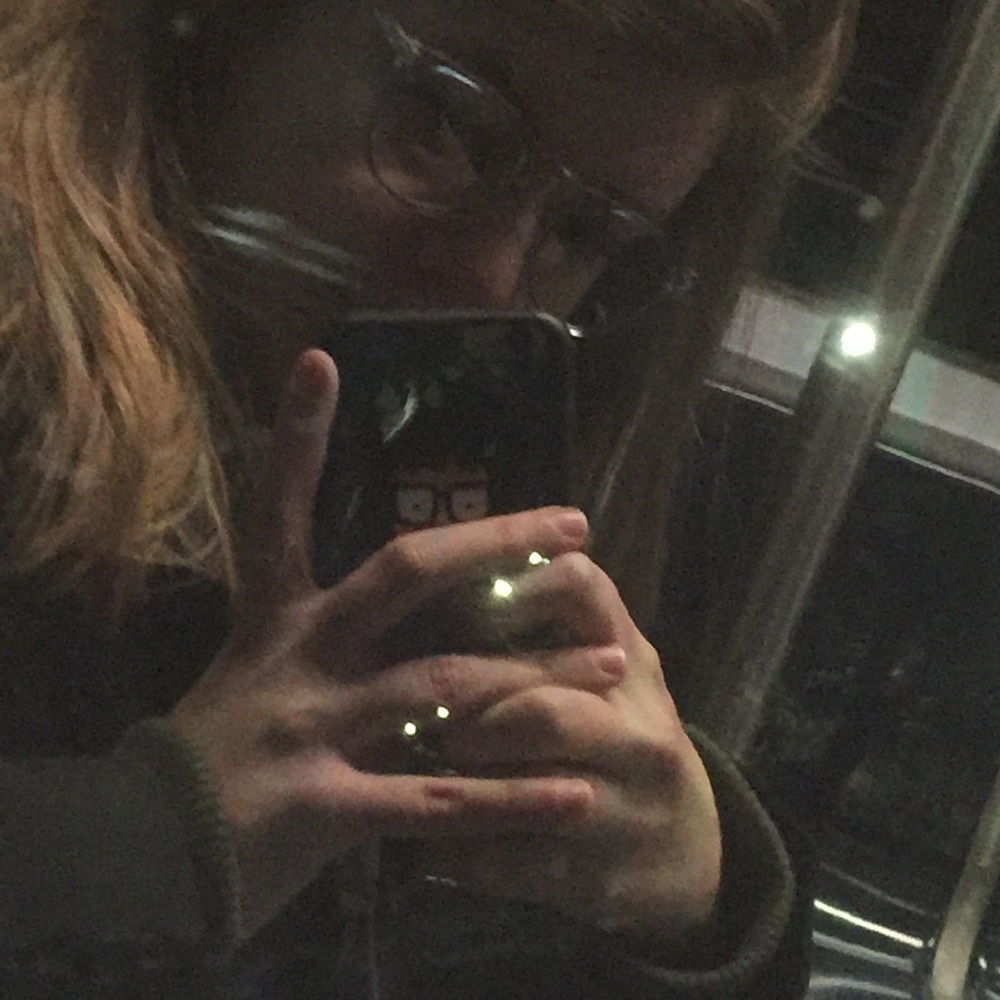 Meet your Posher, Kayla